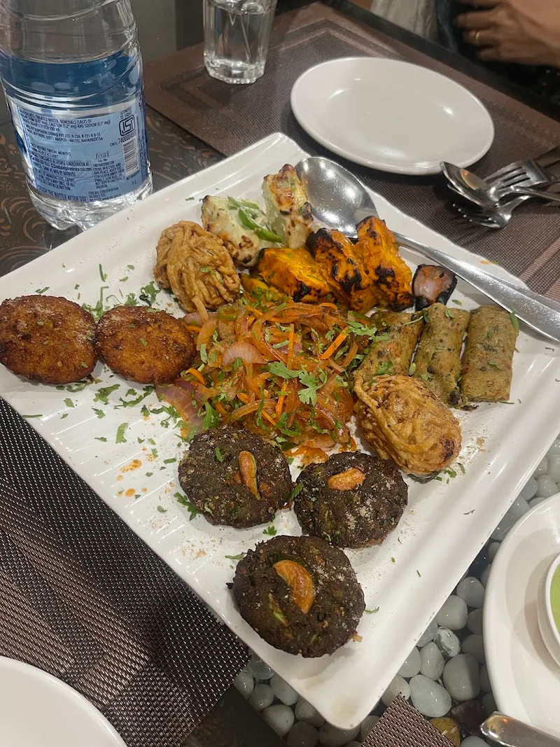 Veggietude Restaurant Civil Lines — north indian restaurant (photo 12)
